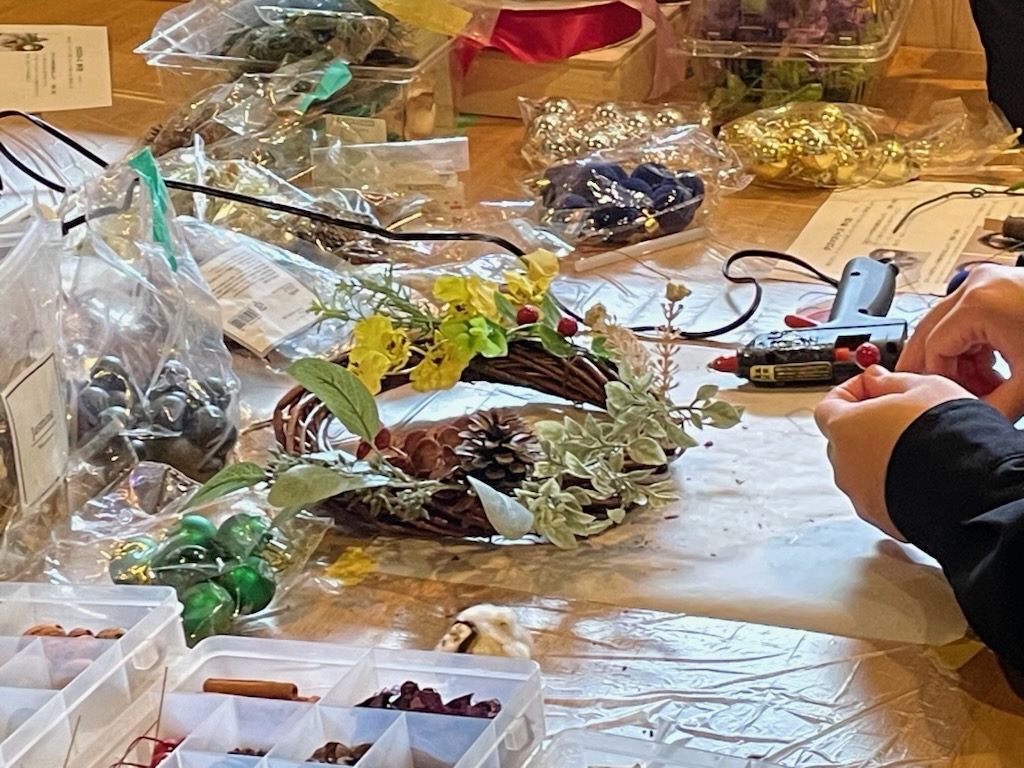 京都遊び場，リースづくりワークショップ京都